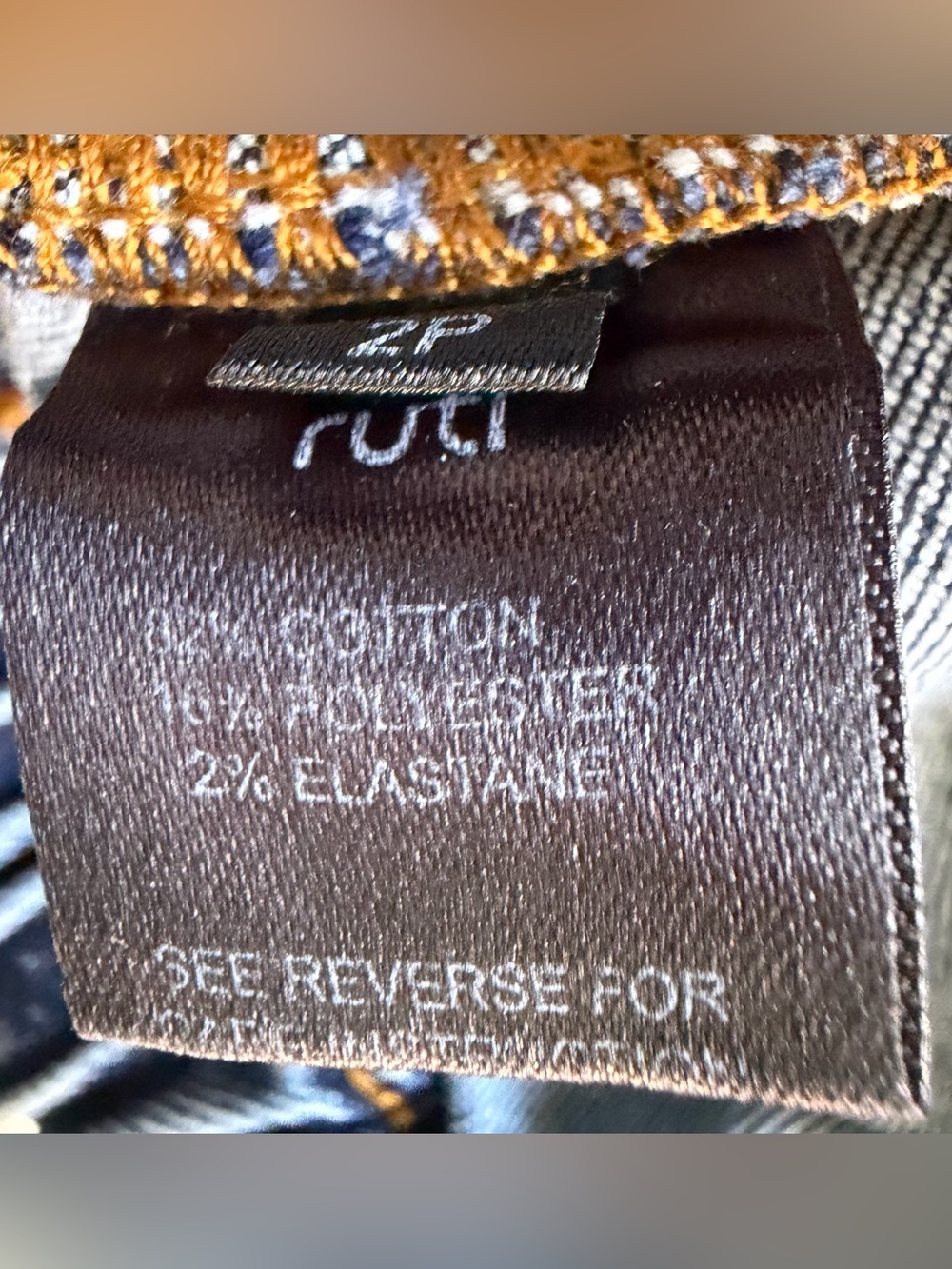 Ruti NWT Barrel Jeans Petite Slouchy Tapered Patch Pockets Blue Denim Size 2 - Picture 4 of 10